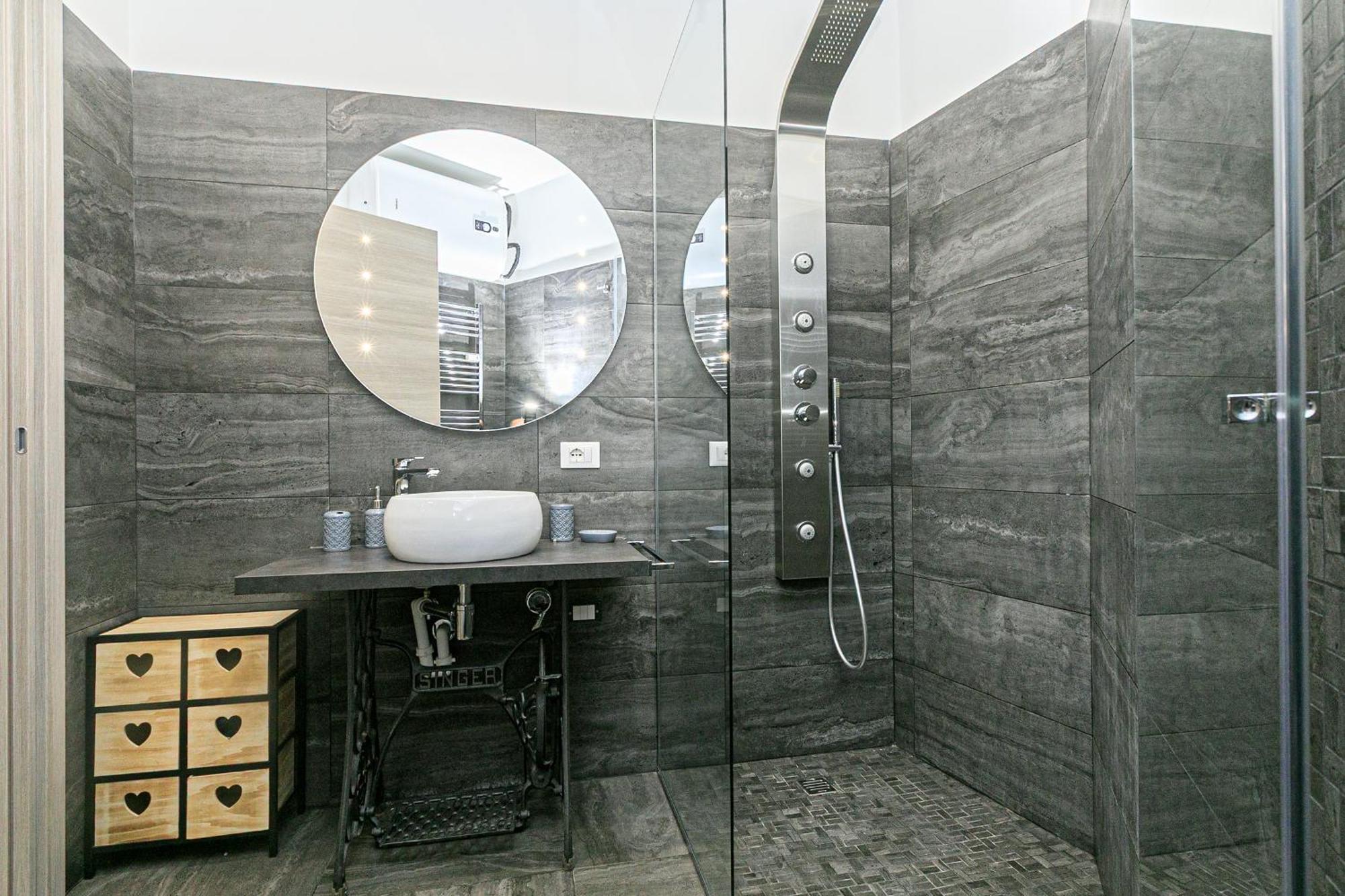 Dclass Acquario Vanilla Apartment